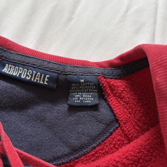 Vintage 90s Y2K Aeropostale Womans Size Medium Cropped Sweatshirt Tie Front Red - Picture 4 of 8